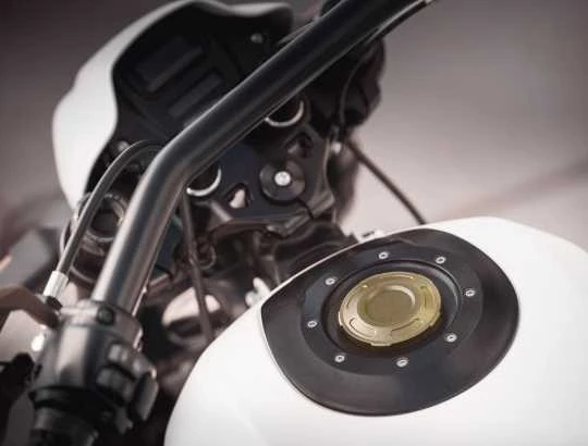 Harley Davidson Dominion Tankdeckel Bronze 5 Harley Davidson Dominion Tankdeckel Bronze â Bild 3